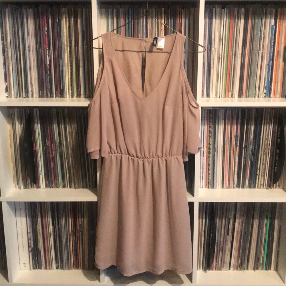 Blush H&M dress